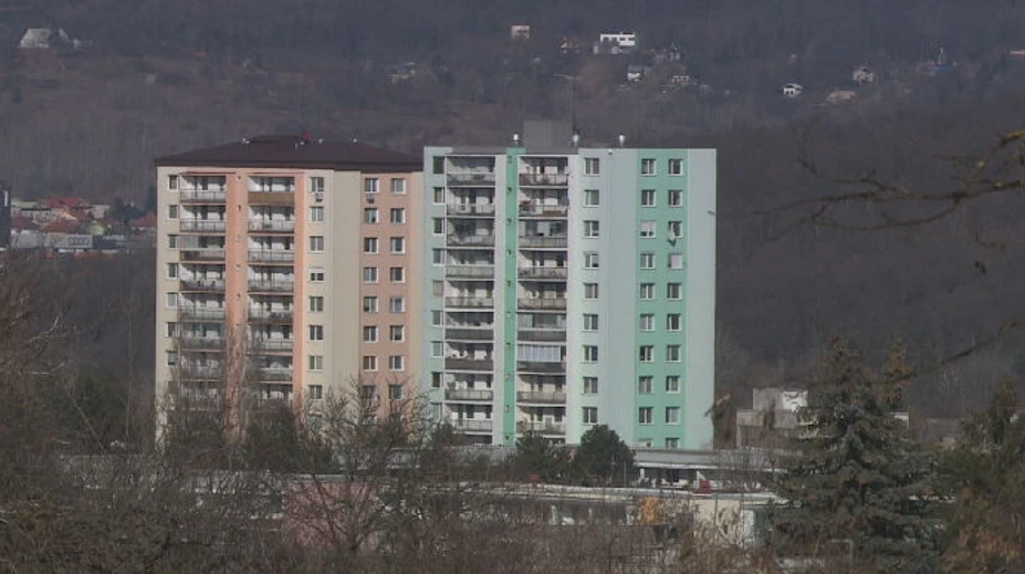 Bytový paradox Slovenska. Jedni nemajú na bývanie, inde sú nehnuteľnosti prázdne