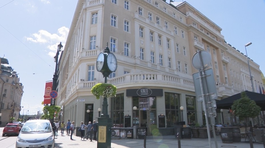 Príbeh o úplatku pre Petra Pellegriniho má logické medzery. Myslí si to investigatívny novinár