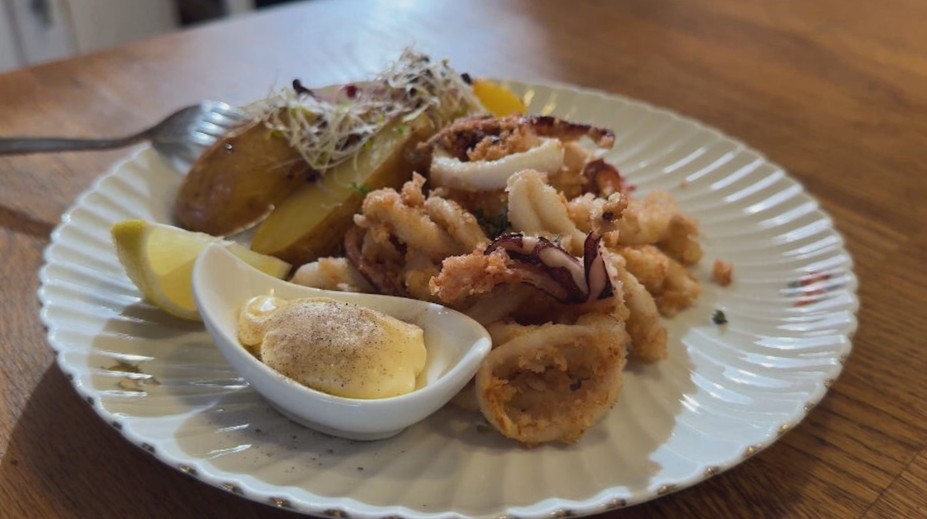 Teplé dni sú za nami, no pripomenúť si ich môžeme jedlom. Špecialista radí, ako si doma pripraviť plody mora