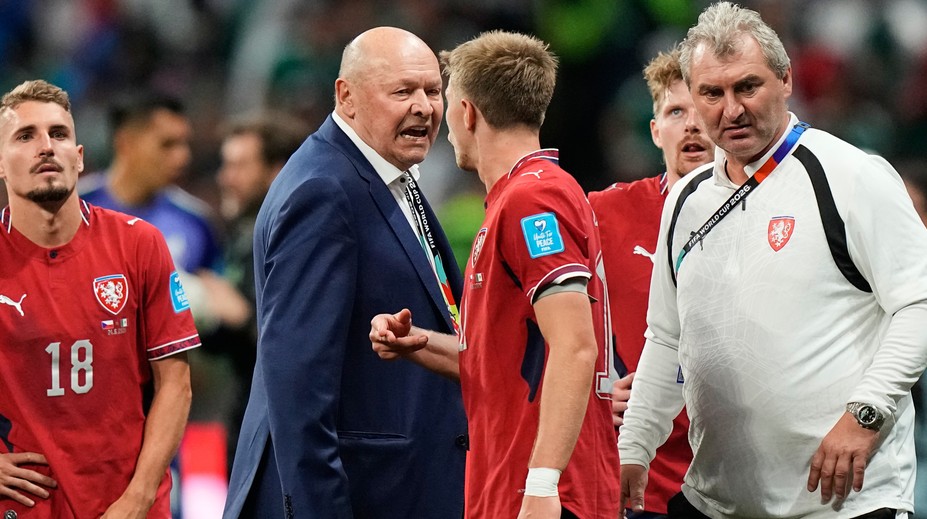 Vyhnala ma aj mediálna kampaň plná poloprávd a fabulácií. Tréner Koubek po MS na lavičke Česka skončil