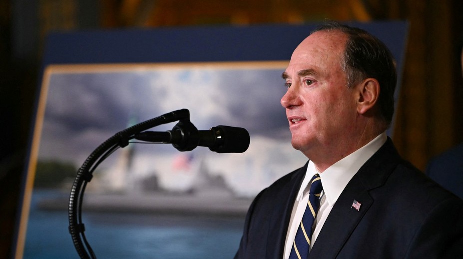 Predstavil svoj program a skončil. Hegseth vyhodil šéfa amerického námorníctva Phelana