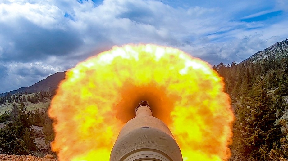 FOTO+VIDEO: Prekoná všetko, čo proti nemu Rusi nasadia. Nová pýcha Británie je veľkým tromfom NATO