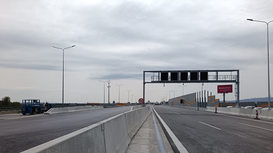 Bratislavu čaká dopravné peklo. Cez víkend uzavrú D1 aj Sitinu