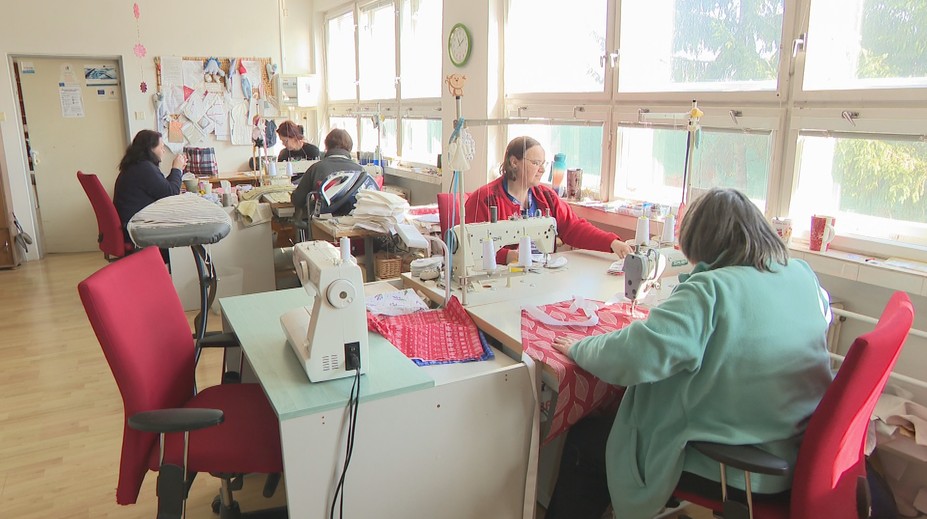 Učia sa samostatnosti aj práci. V Jakubove pomáhajú ľuďom s postihnutím