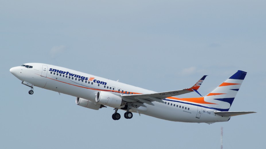 Česi opísali pekelnú cestu z Turecka. Lietadlo muselo núdzovo pristáť v Bratislave, benzín cítili už pred vzletom