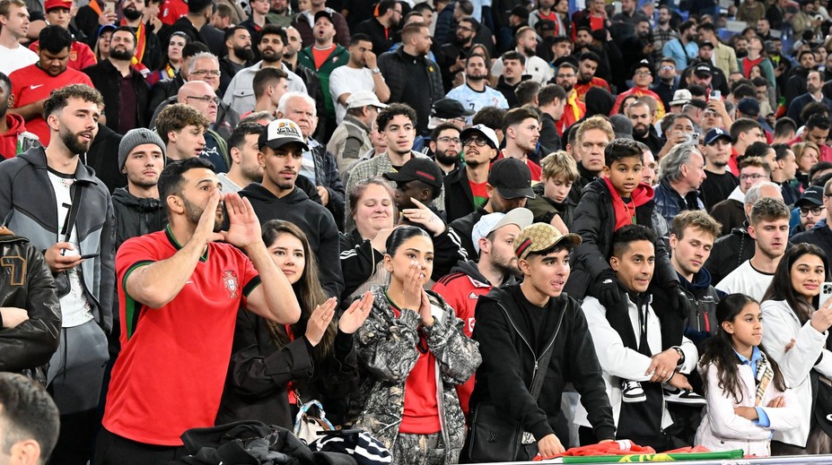 Finále Ligy národov poznačila tragédia. Fanúšik zomrel po páde z veľkej výšky