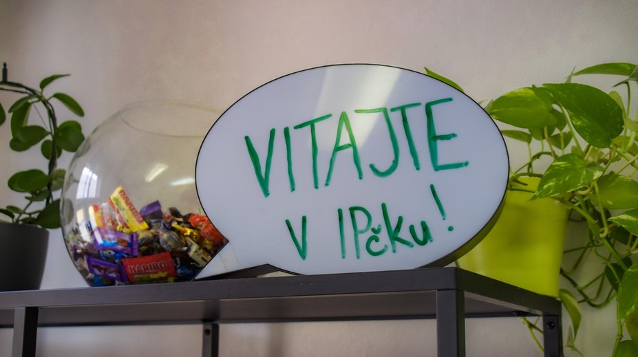 Známa poradňa nedostala peniaze od štátu a musí prepúšťať. Mnohí s duševnými problémami sa im ani nedovolajú (rozhovor)