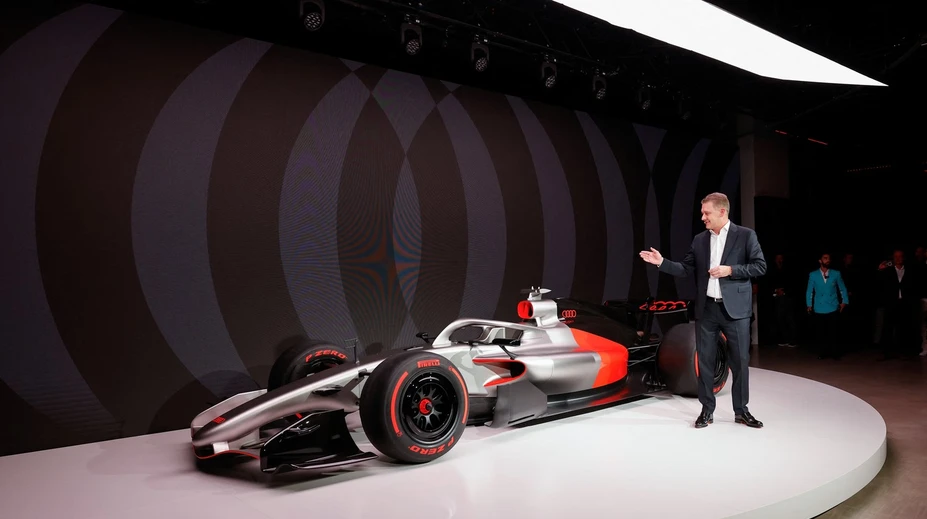 VIDEO: Audi predstavilo monopost na nasledujúcu sezónu. Nový tím F1 má jasnú víziu o budúcnosti