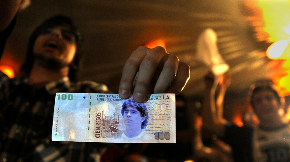 Ďalšia pocta pre Maradonu: Jeho tvár sa dostane na argentínsku bankovku najvyššej hodnoty