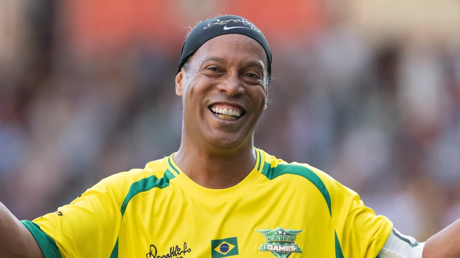 Ronaldinho bavil vypredaný trnavský štadión. Na trávnik sa vrátil aj legendárny Moravčík