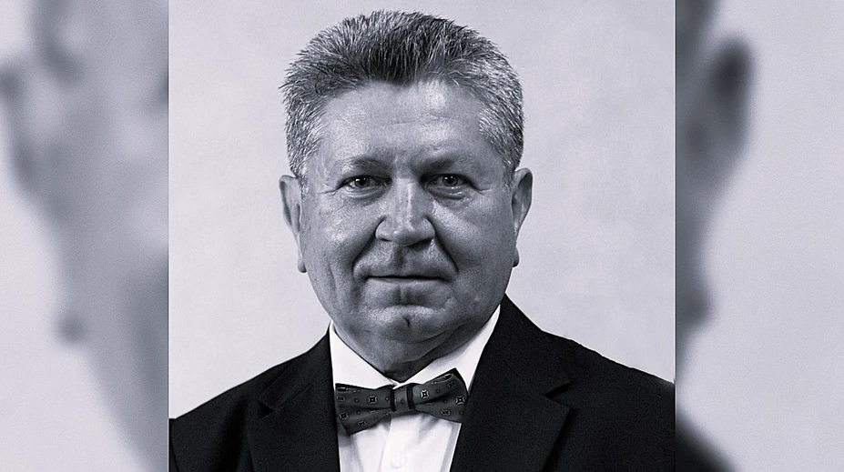 Umelecký svet prišiel o výraznú osobnosť. Zomrel maliar Andrej Smolák (†72)