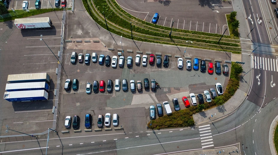 Auto zamknete, no v skutočnosti zostane odomknuté. Na nový trik zlodejov doplatila aj Slovenka