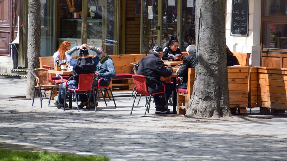 Ako bude vyzerať boj s treťou vlnou? Pre zaočkovaných by opatrenia nemuseli platiť