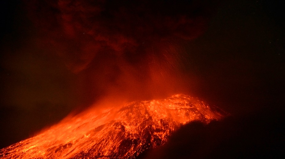 Sopka Popocatepetl vstúpila do fázy nepretržitých výbuchov