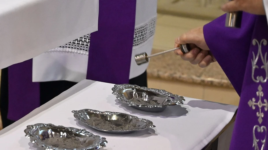 V liturgickom kalendári sa začal 40-dňový pôst. Popolcovej strede sa prispôsobili aj viaceré reštaurácie