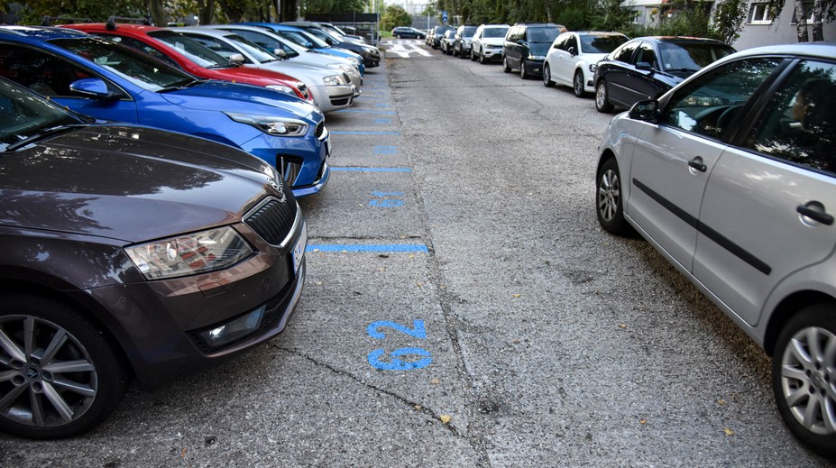 Kupujete ojazdené auto? Tieto detaily môžu prezradiť, že bolo havarované