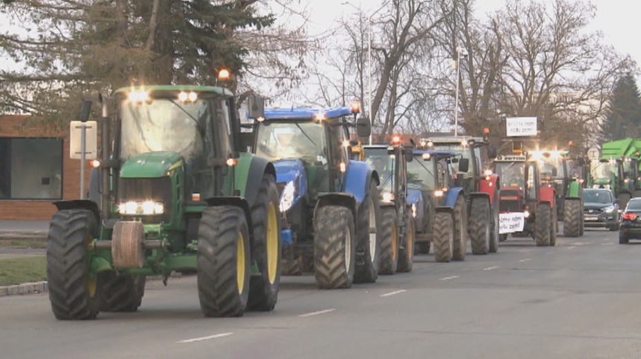 Na Zemplíne protestovali traktoristi aj farmári: Hovorili o nečestných praktikách papalášov