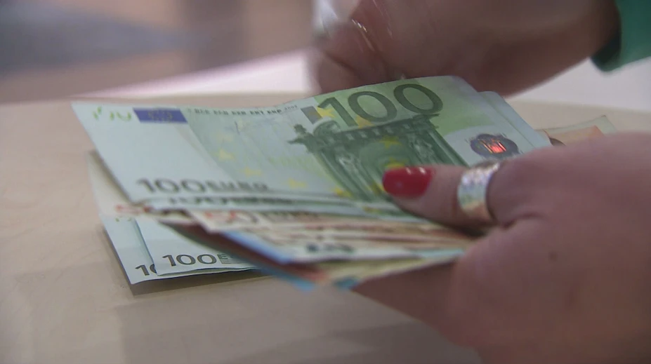 Prídavky na deti sa majú meniť. Vláda schválila dlhšie vyplácanie aj prísnejšie pravidlá pre rodičov