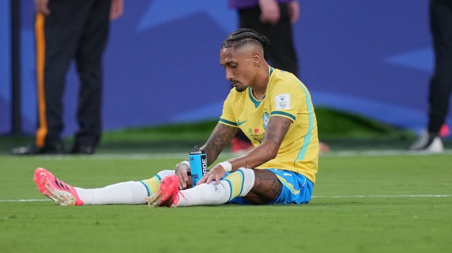 Favoriti so stratami. Brazília nezačala víťazne, Škóti sa trápili, Austrália prekvapila Turecko