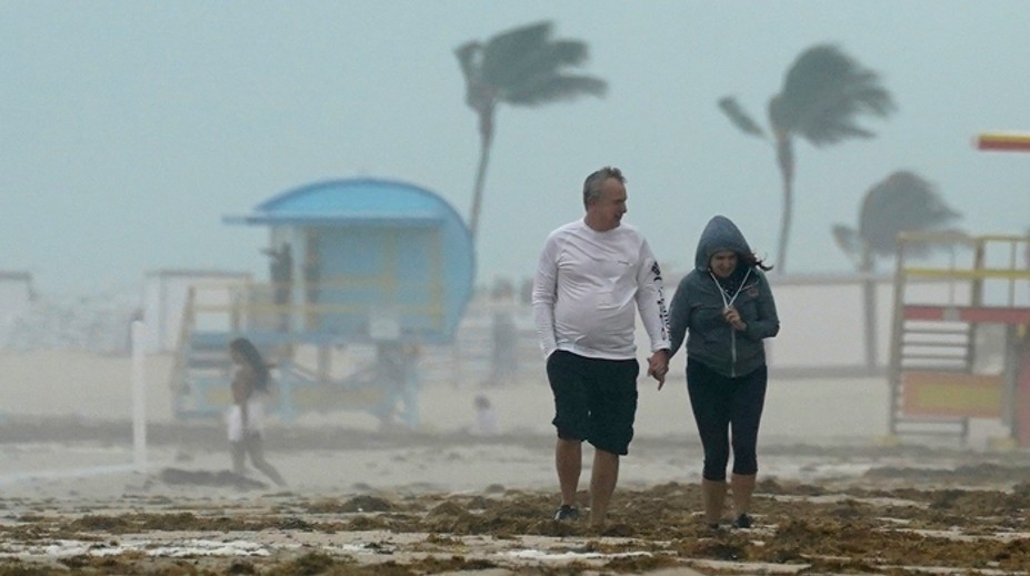 Tropická búrka Eta zasiahla Floridu, opäť má zosilnieť na hurikán