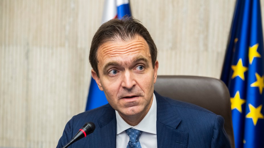 Spor medzi ministrom vnútra a policajným prezidentom bude riešiť aj premiér