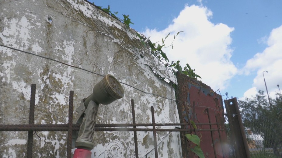 Vo viacerých obciach majú problém s pitnou vodou. Jej používanie musia obmedziť