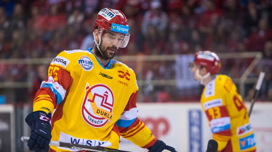 Peter Ölvecký definitívne zavesil korčule na klinec