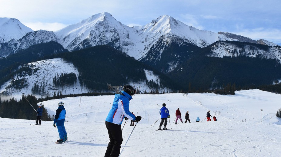 Chodíte hore po zjazdovke pešo? Skituring v Tatrách už nebude zadarmo, poznáme ceny