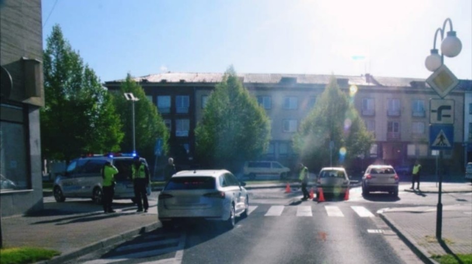 Dopravná nehoda vo Zvolene. Ženu previezli do nemocnice s ťažkými zraneniami