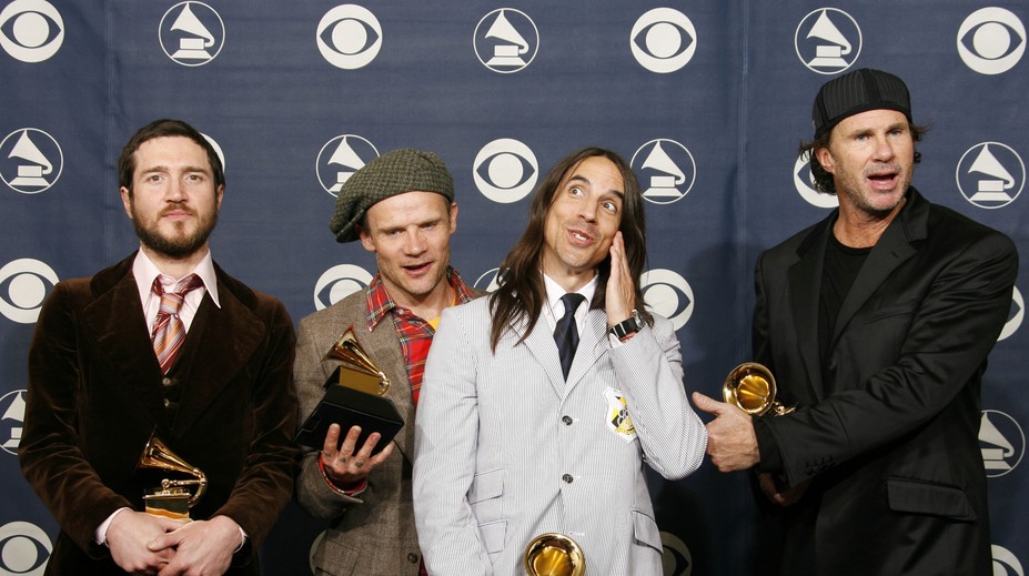 Zomrel gitarista kapely Red Hot Chili Peppers