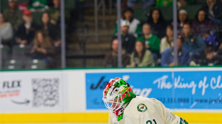 VIDEO: Hviezdny večer Samuela Hlavaja v AHL. Nedostal gól a pridal aj bonus navyše