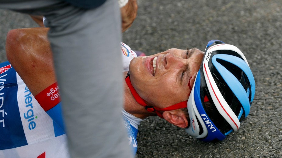 Terpstra sa dokaličil počas tréningu. Pre mnohopočetné poranenia nestihne Tour de France