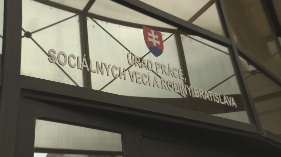 Zo Slovenska odtekajú milióny. Štát chce stopnúť prídavky na deti v zahraničí
