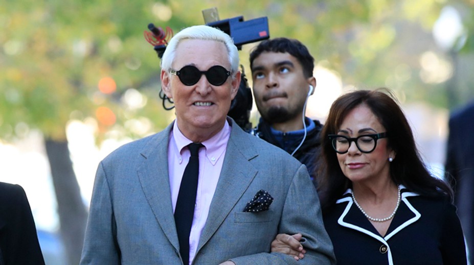 Poradcu Stonea usvedčili z klamania Kongresu