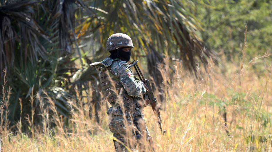 Islamský štát zaútočil na dedinu v Mozambiku, hlásia najmenej 52 obetí