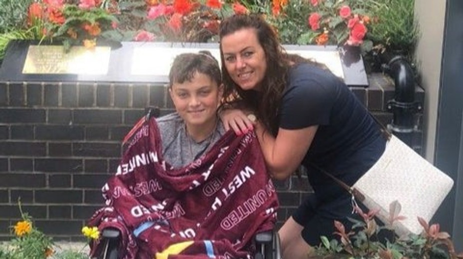 Lekári ho mesiace odbíjali s tým, že ide len o úzkosť. Chlapcovi (14) napokon našli veľký nádor na mozgu