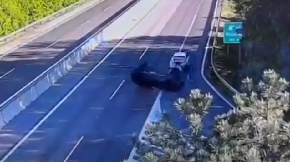 VIDEO: Mrazivé zábery z D1. Vodička narazila do iného vozidla, jej auto sa stalo neovládateľným