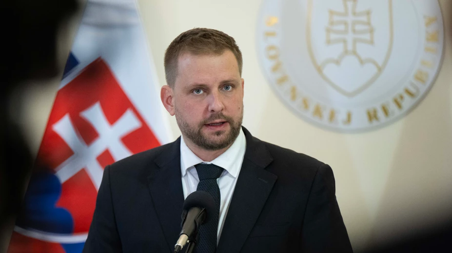 Rok po zrušení sporného tendra: Nový systém stále neexistuje, záchranky fungujú v provizóriu