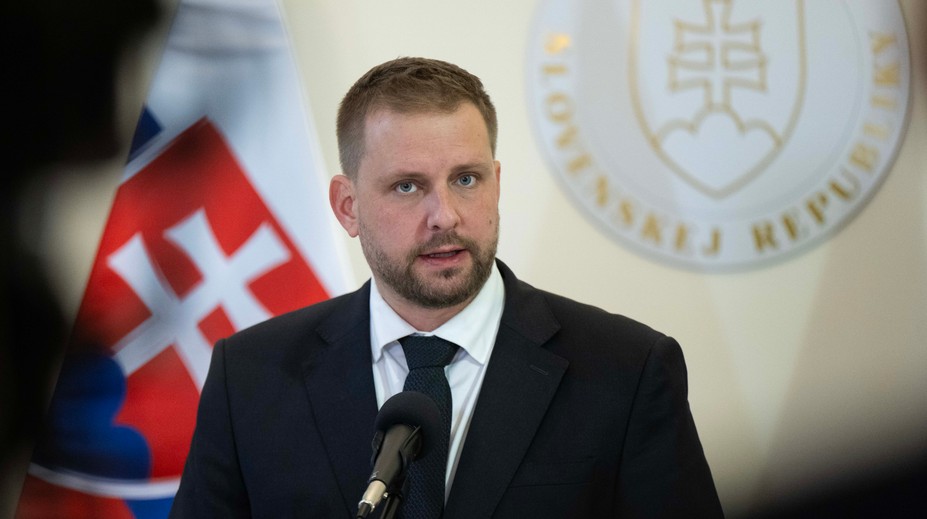 Rok po zrušení sporného tendra: Nový systém stále neexistuje, záchranky fungujú v provizóriu