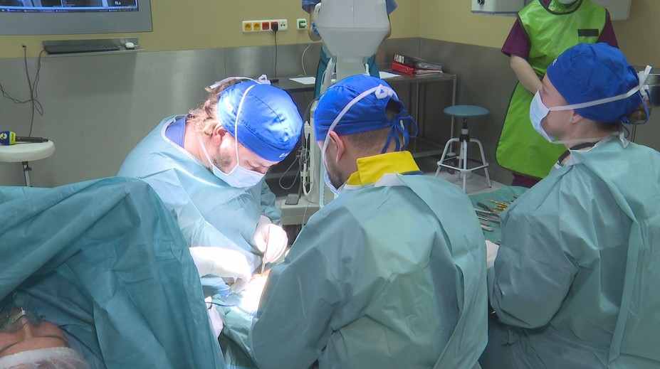 Unikátna operácia zápästia: V košickej nemocnici dokážu lekári pacientom zmeniť kvalitu života