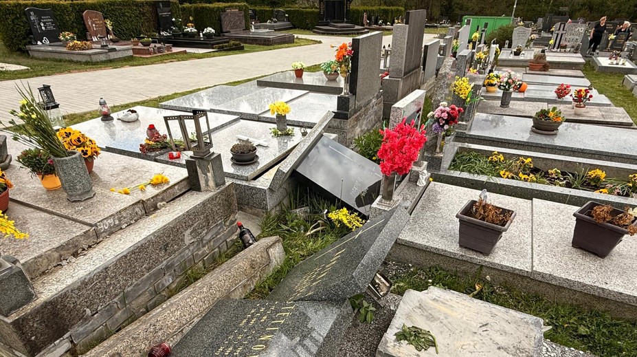 Záhadné dianie na cintoríne vyvolalo otázky. Ľudia neveria oficiálnemu vysvetleniu