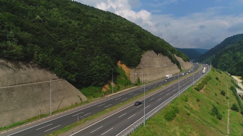 Staršie auto, vyššia cena: V celej Únii sa chystá nové spoplatnenie diaľnic