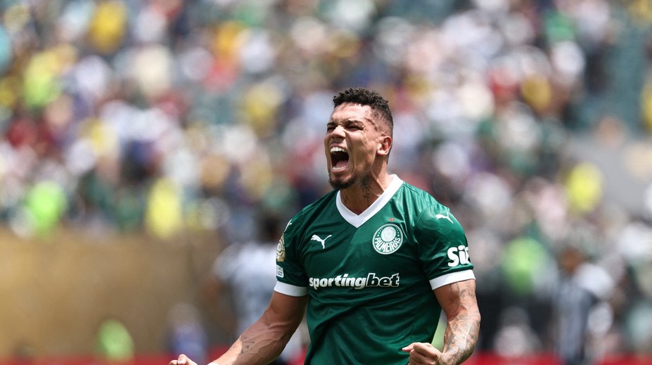 VIDEO: Štadión doslova vybuchol. Vypäté brazílske derby na MS klubov rozsekol skvelý Paulinho