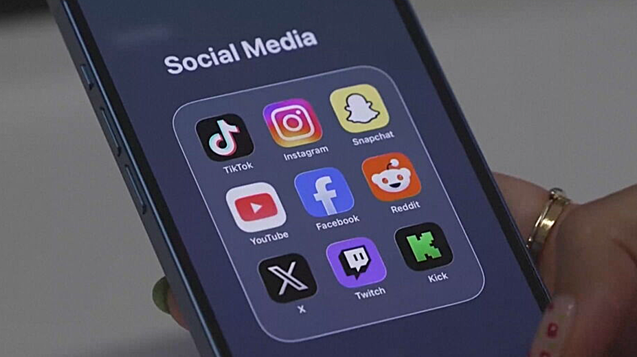 Navrhli ich tak, aby spôsobovali závislosť. Sociálne siete čelia prelomovému súdnemu rozhodnutiu