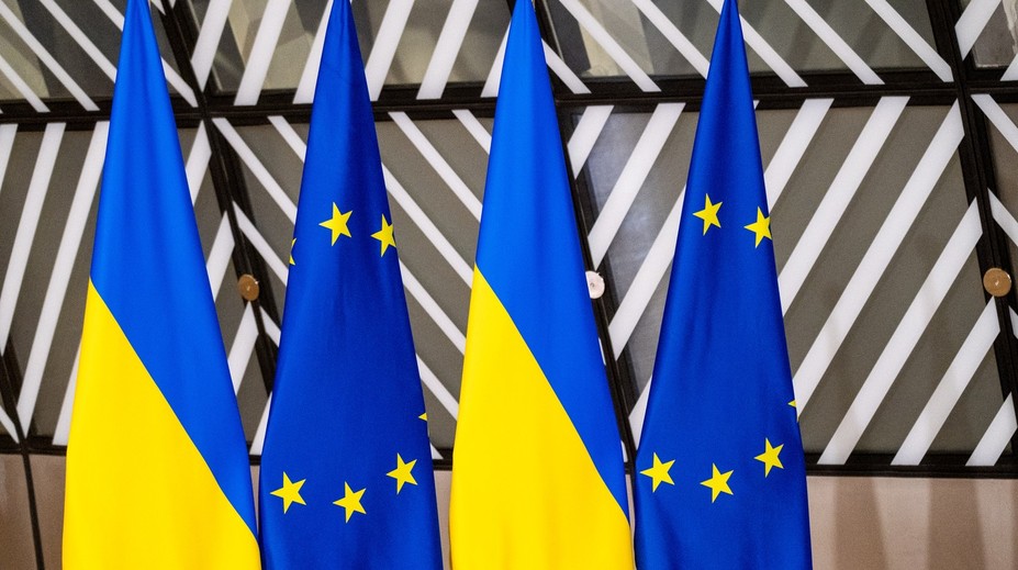 EÚ schválila nové sankcie proti Rusku a 90-miliardovú pôžičku pre Ukrajinu