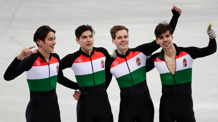 Maďarsko má historicky prvé zlato zo ZOH. Šortrekári ovládli štafetu v olympijskom rekorde