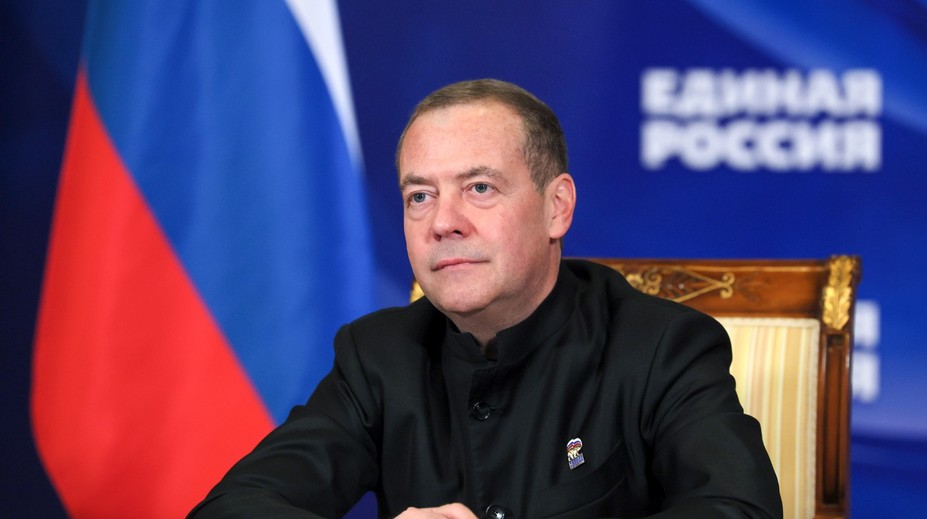 Medvedev tlieska Trumpovi: Najprv som si myslel, že je to ďalšia absurdná predpoveď