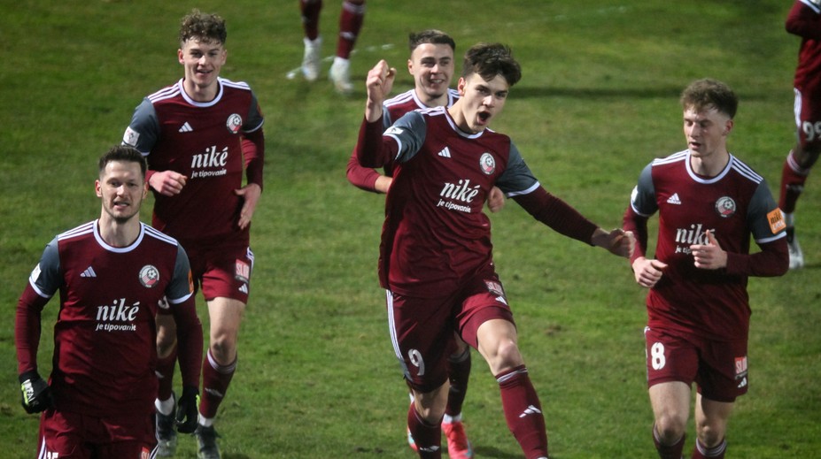 Kluby sa dohodli. Duel Niké ligy medzi Podbrezovou a Košicami bude hostiť Poprad