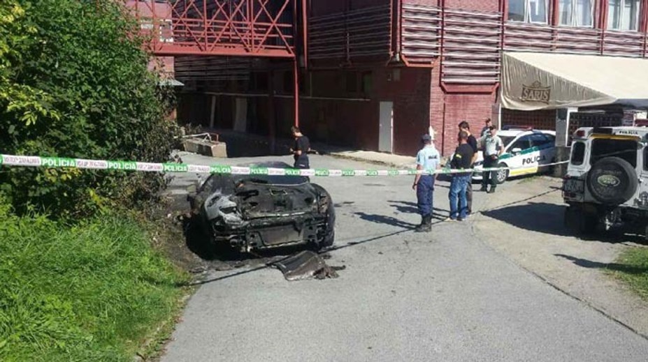 Poistný podvod alebo nahnevaní kolotočiari? Iba 26-ročnému podnikateľovi zhorelo Maserati