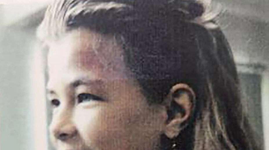 Mala 13 rokov, keď bez stopy zmizla. Po troch desaťročiach ju našli, no rozuzlenie šokovalo aj políciu